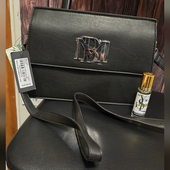 🚨BUYERS LIVE SHOW NOTIFICATION HEART THIS SO THAT YOU CAN KNOW WHEN I GO LIVE❤️ - Picture 14 of 16